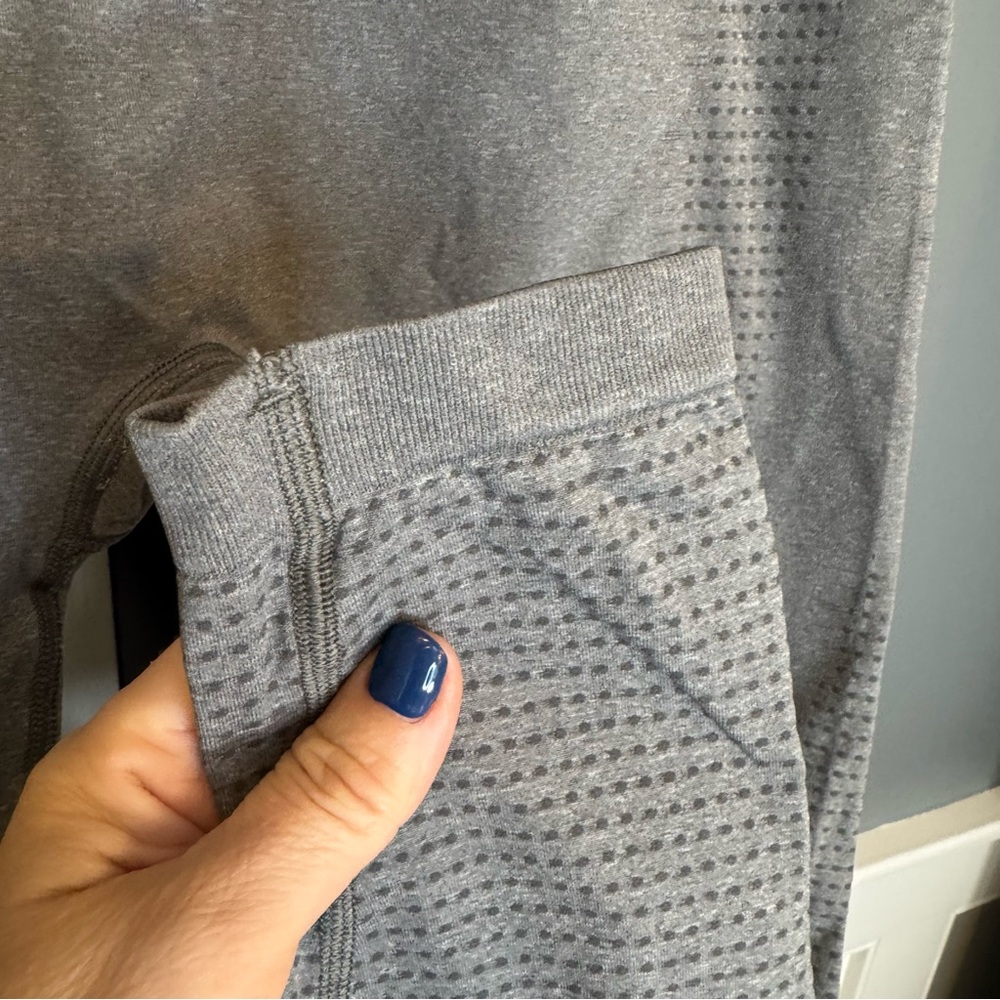 Gymshark Seamless High Waisted Leggings Gray Size L - Picture 4 of 11
